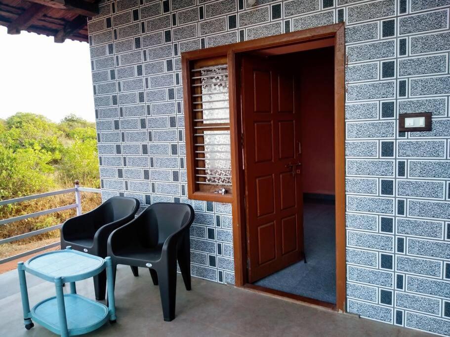 Kamanabillu Homestay, For Jog Falls Travellers Siddapur Exterior foto